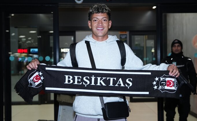Be�ikta�'ta bir ayr�l�k daha yak�n; Elan Ricardo
