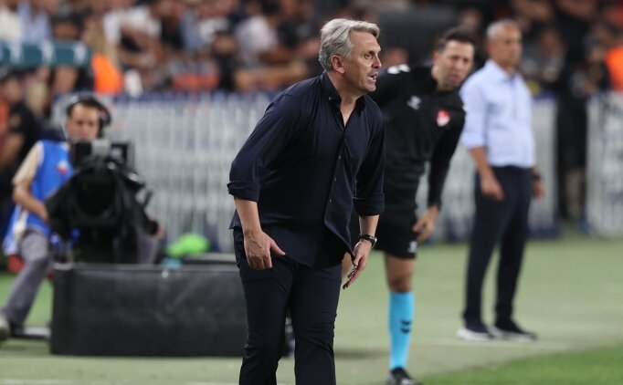 Orhan Ak: 'Puanlarla d�nmek istiyoruz'