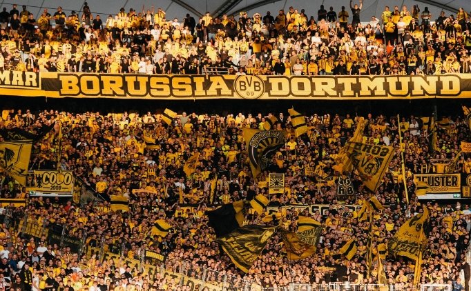 Dortmund'dan telefonunu kilitli tutan taraftara �d�l