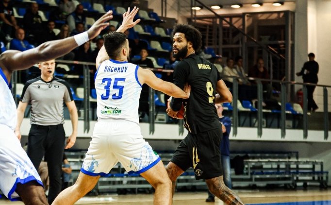 Esenler Erokspor'dan Avrupa'da farkl� galibiyet!