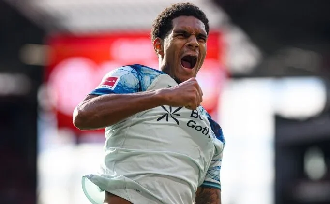Leverkusen 2-0'dan yakaland�, yine de kazand�