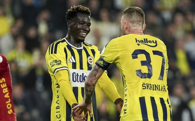 Kojo Oppong: 'B�y�k bir hayal k�r�kl��� ya��yoruz'