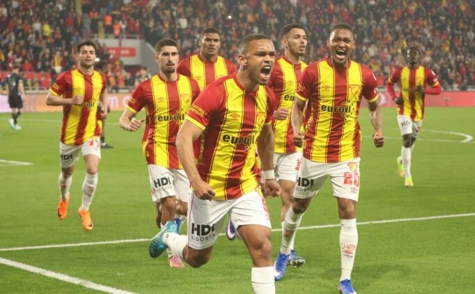 G�ztepe'de ara sonras� yo�un fikst�r