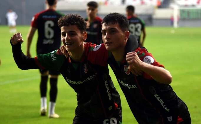 Kar��yaka'da Berat �ahin'e Frans�z kancas�