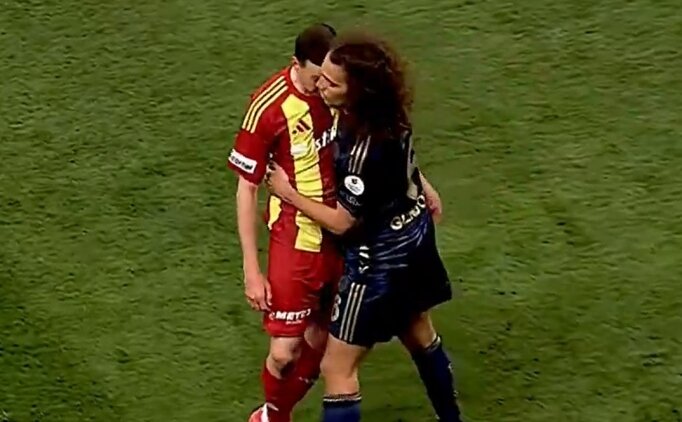 Fenerbah�e'de k�rm�z� kart itiraz�!