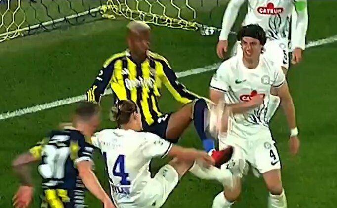 Fenerbah�e, VAR'la penalt� kazand�!
