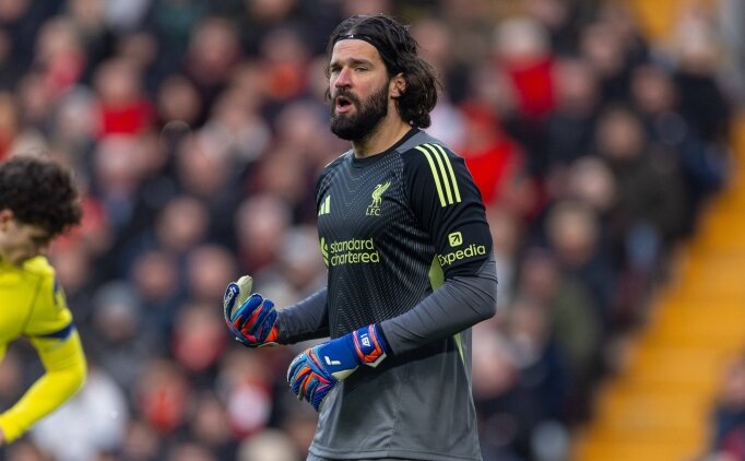 Juventus, Alisson Becker'le s�z kesti