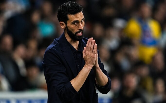Alvaro Arbeloa, ayr�l���n� a��klad�!