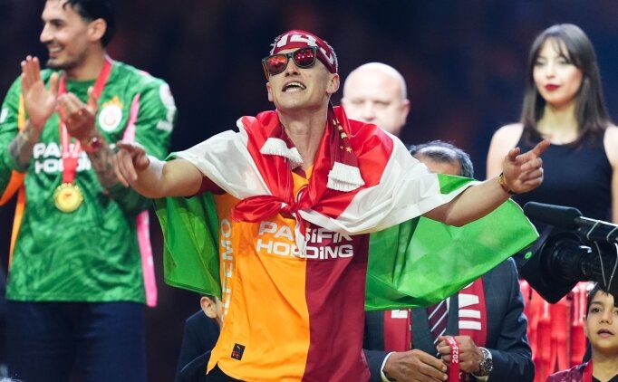 Galatasaray'da Sallai i�in 15 milyon euro