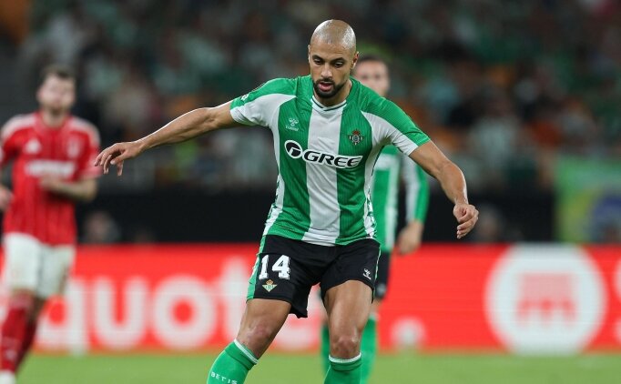 Sofyan Amrabat belirsizli�i: Betis'in transfer plan�!
