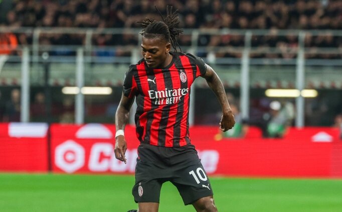 Milan'da Rafael Leao i�in bonservis karar�