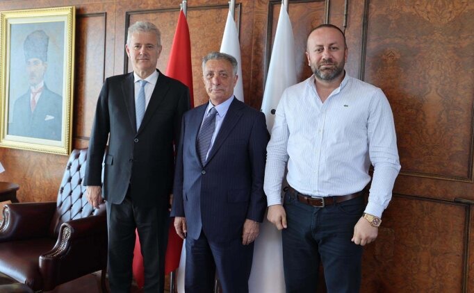 Ahmet Nur �ebi'den Altay'a olumsuz yan�t