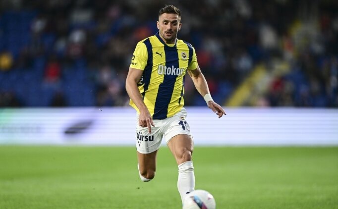 Dusan Tadic, Hollanda'ya imza atmaya gitti!