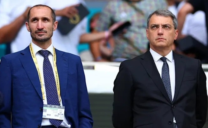 Juventus: 'Bu hakemlerle lig bitmez! VAR de�i�sin!'