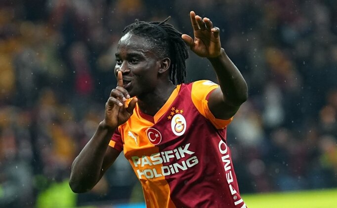 Galatasaray'da Renato Nhaga i�in yeni karar!
