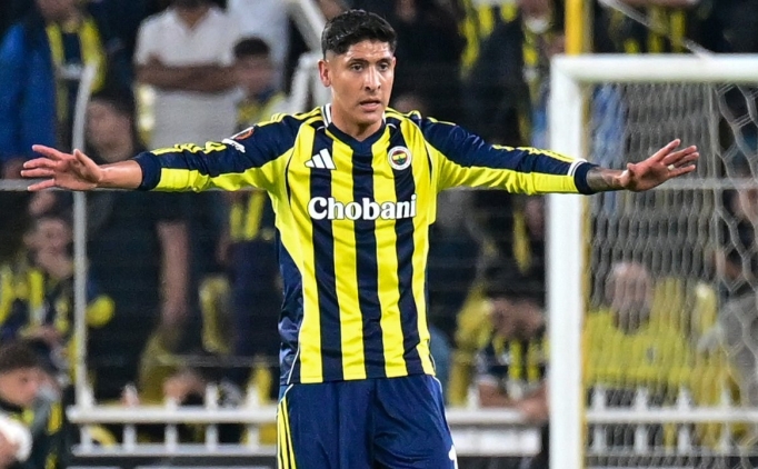 Edson Alvarez'den sakatl�k a��klamas�