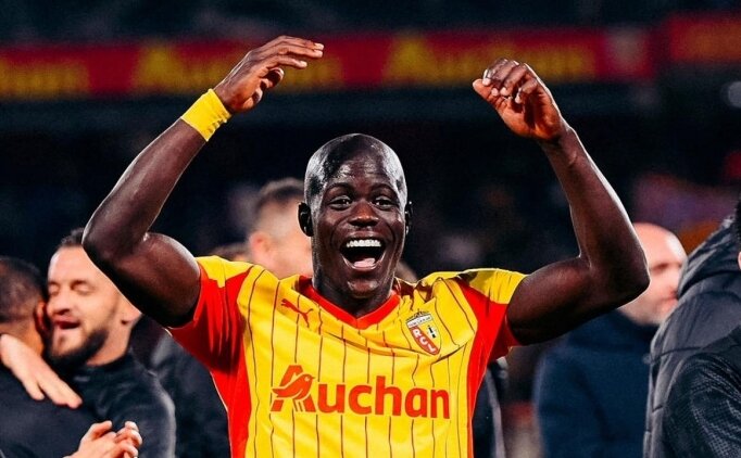 Fenerbah�e i�in transfer iddias�; Malang Sarr!