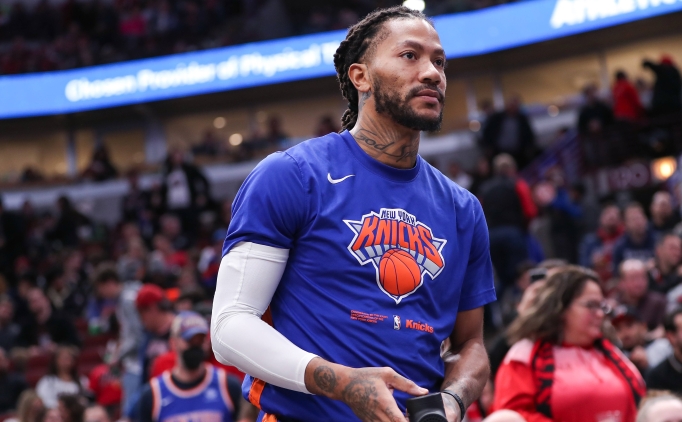 Chicago Bulls, Derrick Rose'un formas�n� emekliye ay�rd�