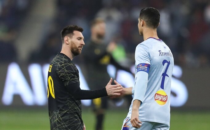 Ronaldo'dan Messi'ye: 'Sonsuza dek ya�ayacak bir tarih yazd�n'