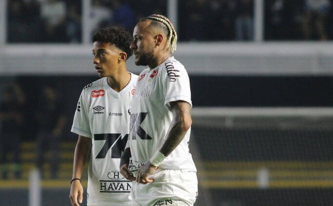 Santos'ta kriz ��kt�: Robinho Jr, tak�mdan ayr�labilir!