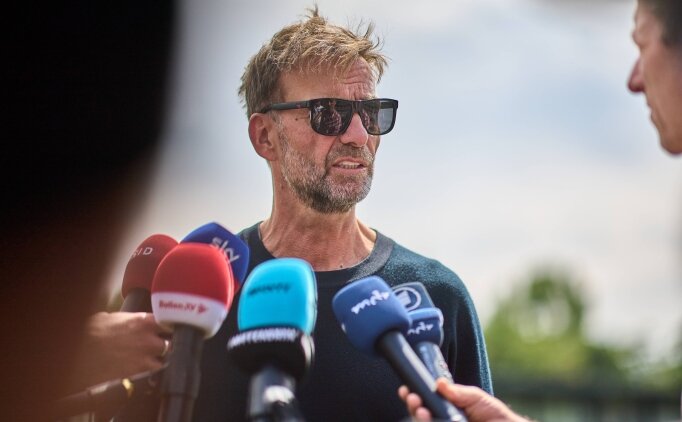 J�rgen Klopp, FIFA'y� hedef ald�: 'Futbol rehin al�nd�'