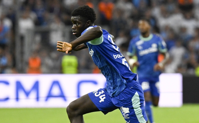 Robinio Vaz, Roma'ya imza at�yor