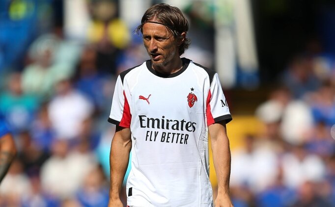 Modric'in Milan karar� 3 �arta ba�l�