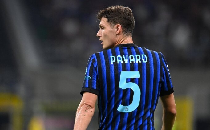 Benjamin Pavard'a �� talip birden! Tercihi �a��rtt�