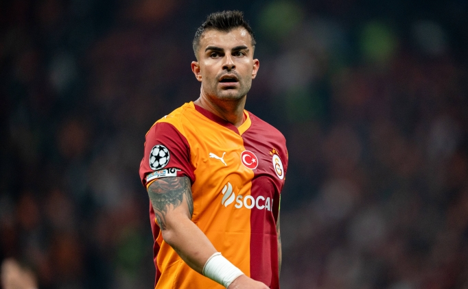 Galatasaray'da Abd�lkerim Bardakc�'ya yeni s�zle�me
