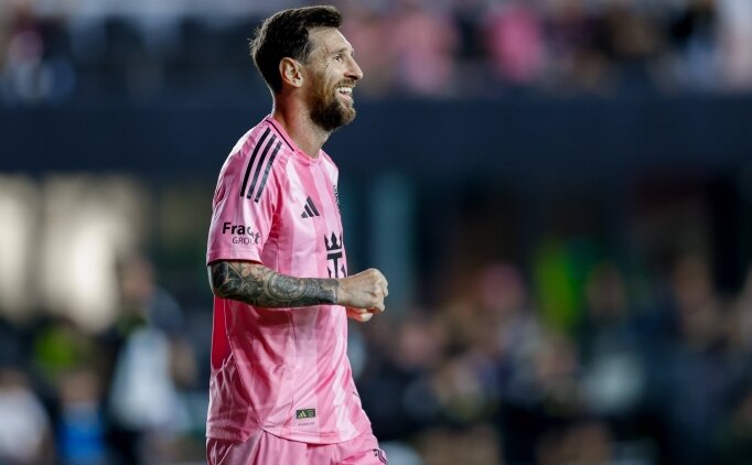 Inter Miami'den Lionel Messi'ye �zel trib�n