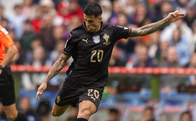 Joao Cancelo, Avrupa'ya d�n�yor