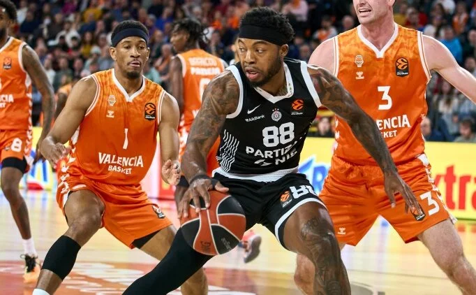 Olympiakos'tan son hamle: Tyrique Jones