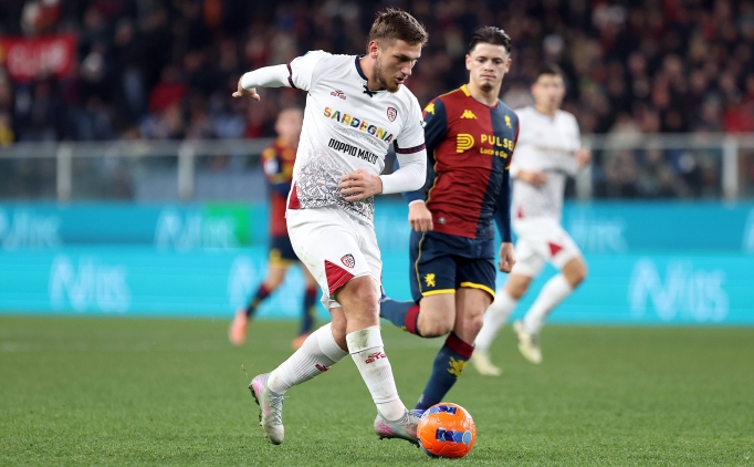 Genoa, Cagliari kar��s�nda �� puan� �� golle ald�!