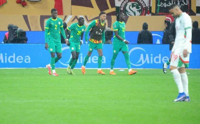 Olayl� finalin �ampiyonu Senegal!