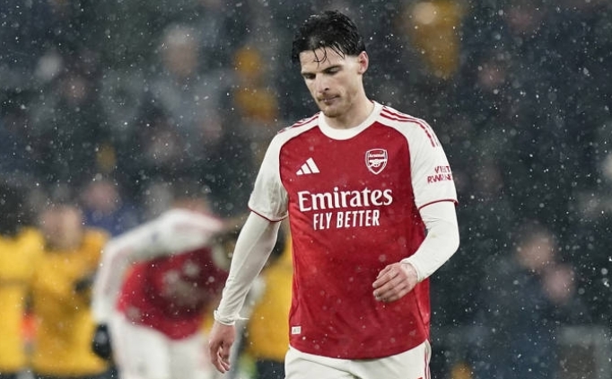 Lider Arsenal, son s�radaki Wolverhampton ile berabere kald�