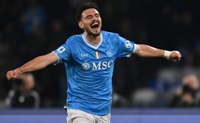 Fenerbah�e'de yeniden Eljif Elmas sesleri! 