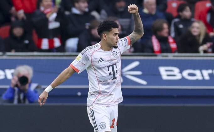 Bayern M�nih, 9 ki�iyle puan� ald�