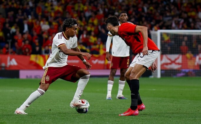 �spanya-M�s�r ma��nda skandal: �slamofobik tezah�rat!