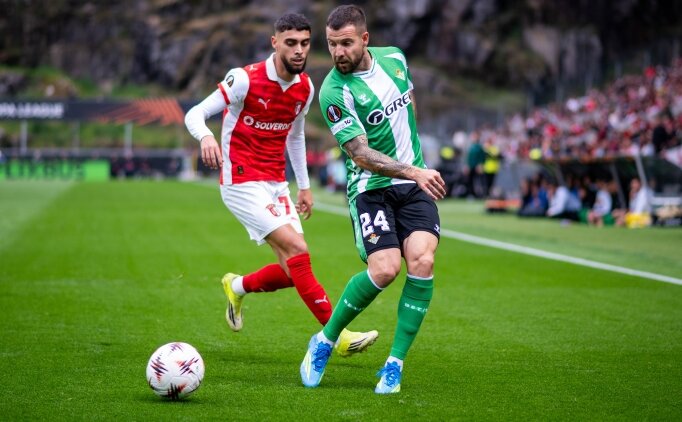 Betis, Portekiz'den avantajl� d�n�yor