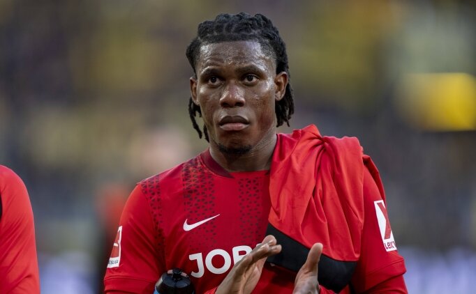 Be�ikta�'ta kanat transferinde rota Cyriaque Irie