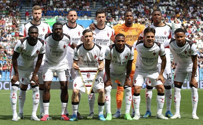 Milan b�y�k darbo�azda; t�m oyuncular sat�l�k!