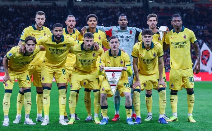 Milan'da b�y�k revizyon! 8 futbolcuyla yollar ayr�l�yor