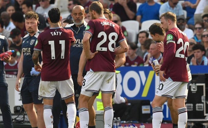 West Ham'a galibiyet yetmedi; d��t�ler