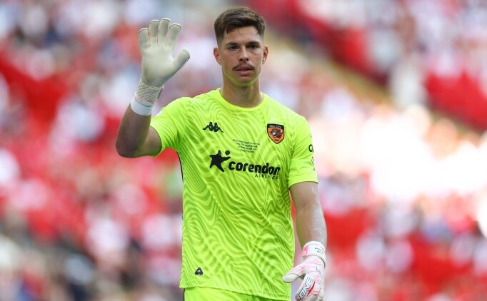 Pandur'dan Hull City itiraf�: 'Yeni bir 1 numara ar�yorlard�'