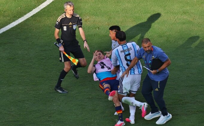 FIFA'dan D�nya Kupas� i�in soru�turma!