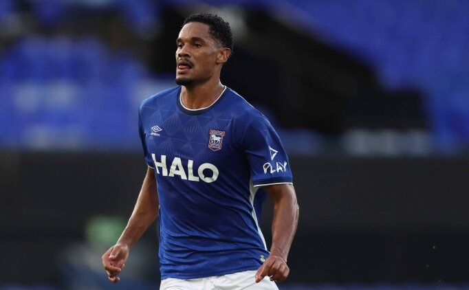 Ipswich Town, Premier Lig'e 3 puanla ba�lad�