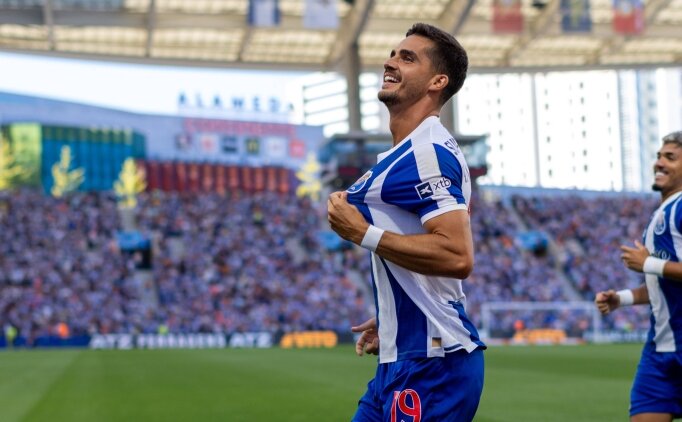 Porto, 3 puan� 3 golle ald�