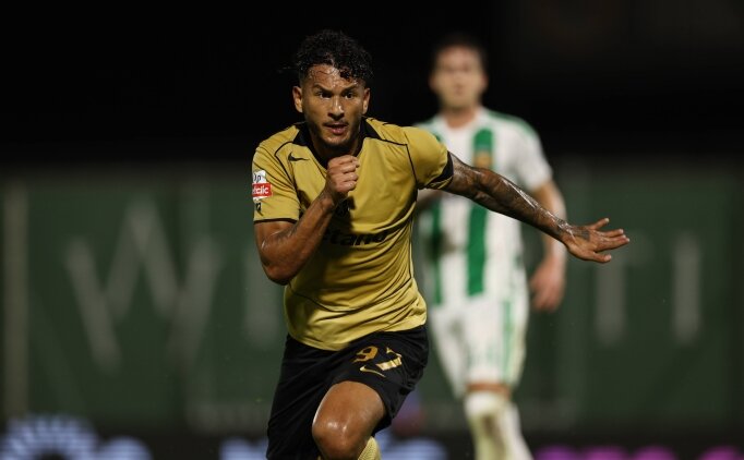 Sporting, deplasmanda farkl� kazand�