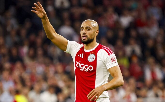 Ajax'a ilk yenilgi, PSV'ye liderlik