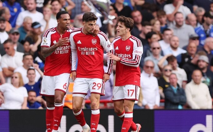 Arsenal, Chelsea derbisinde geri d�nd�